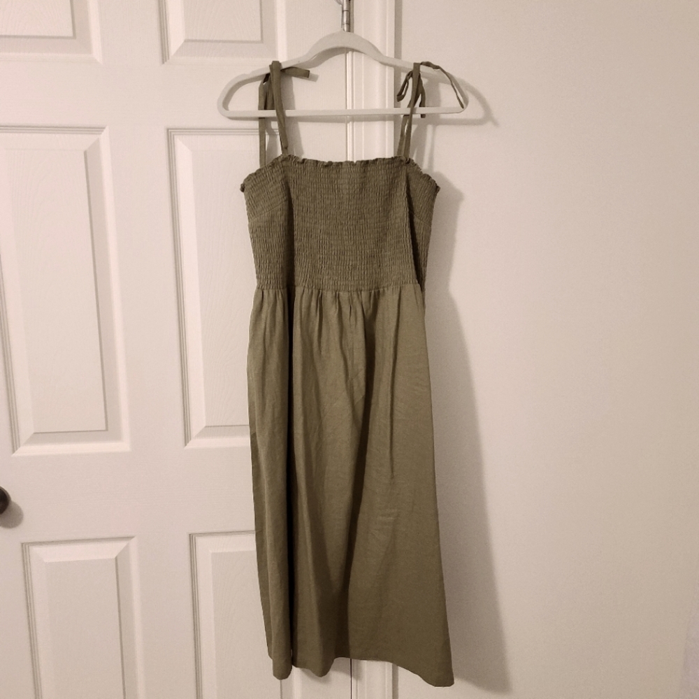 NWOT GAP midi dress army green
